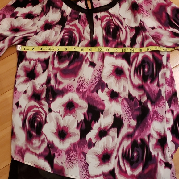 Blouce - Picture 10 of 13